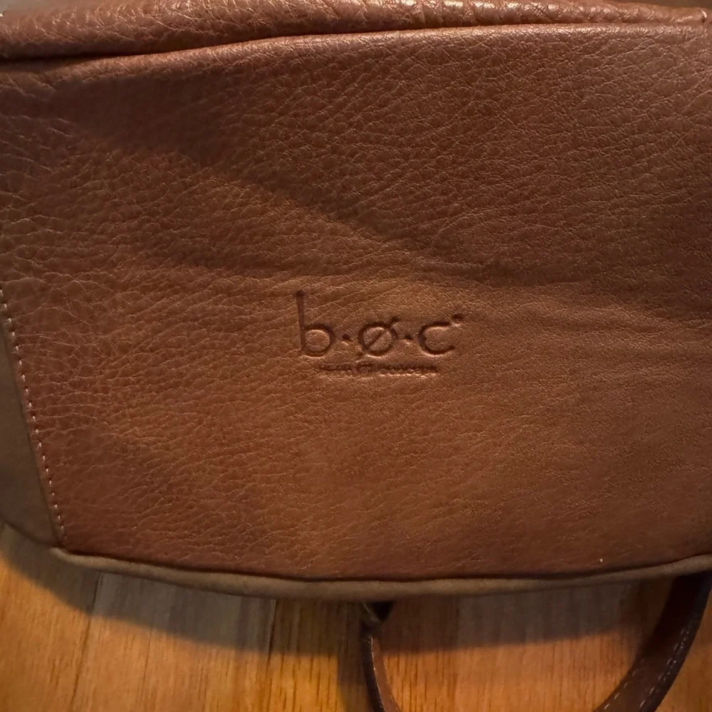 b.o.c. Cedar Ridge Hobo Crossbody  Brown Shoulder Bag with Dual Zippers